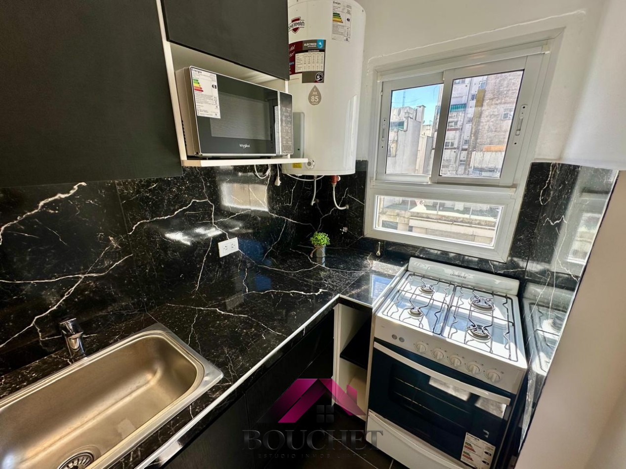 DEPARTAMENTO 2 AMBIENTES CON DEPENDENCIA EN VENTA | PLAZA COLON
