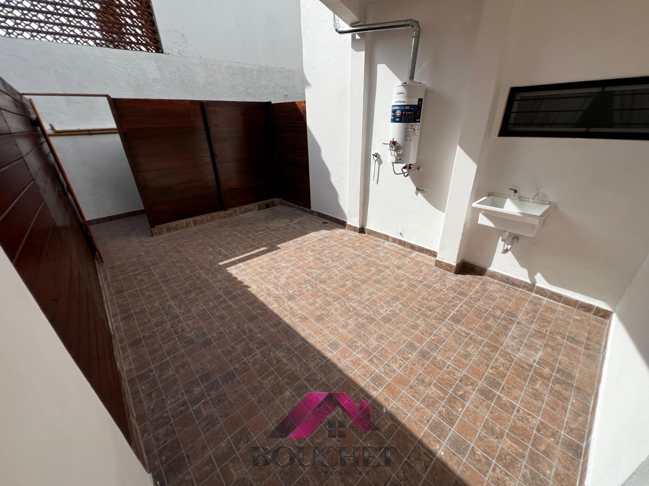 PH 1 AMBIENTE CON PATIO EN VENTA | VILLA LOURDES