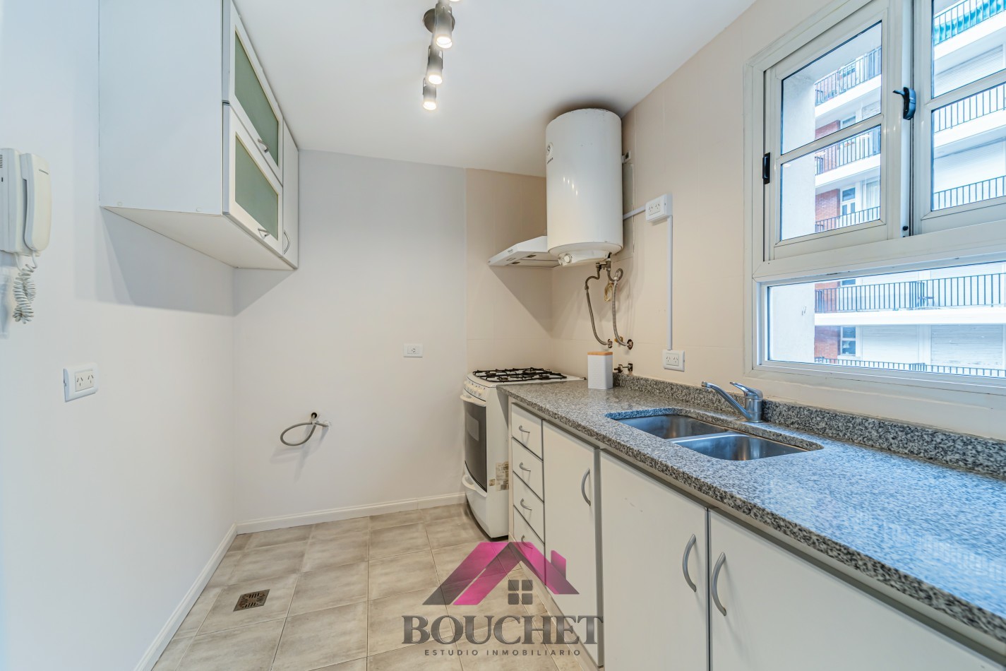 DEPARTAMENTO 3 AMBIENTES CON COCHERA EN VENTA | GUEMES