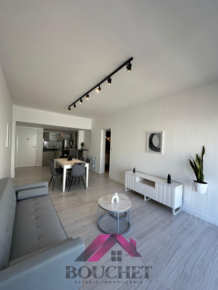 DEPARTAMENTO 4 AMBIENTES CON TERRAZA EN VENTA | CENTRO