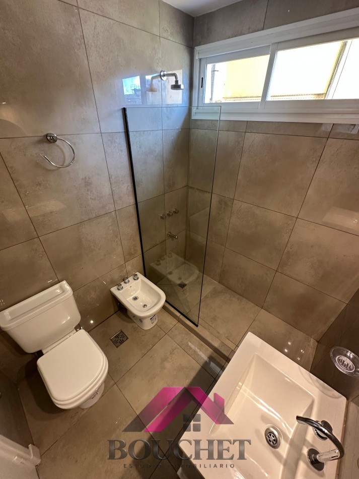 DEPARTAMENTO 4 AMBIENTES CON TERRAZA EN VENTA | CENTRO