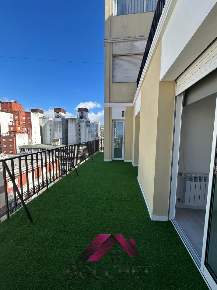 DEPARTAMENTO 4 AMBIENTES CON TERRAZA EN VENTA | CENTRO