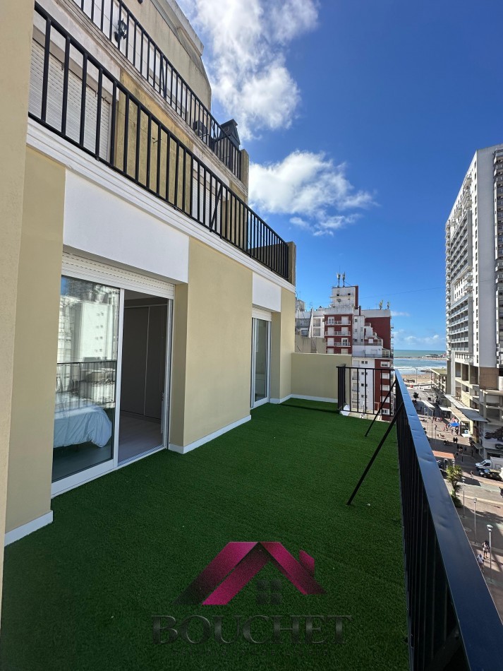 DEPARTAMENTO 4 AMBIENTES CON TERRAZA EN VENTA | CENTRO