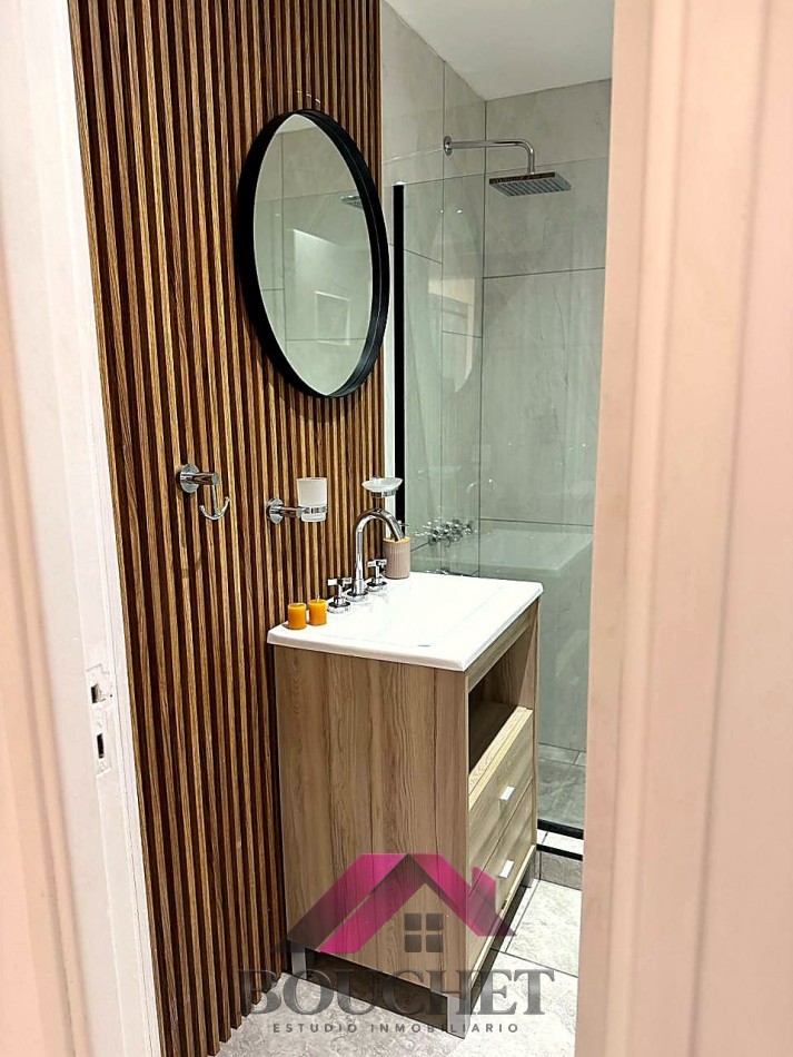 DEPARTAMENTO 3 AMBIENTES CON BALCON CORRIDO EN VENTA | CENTRO