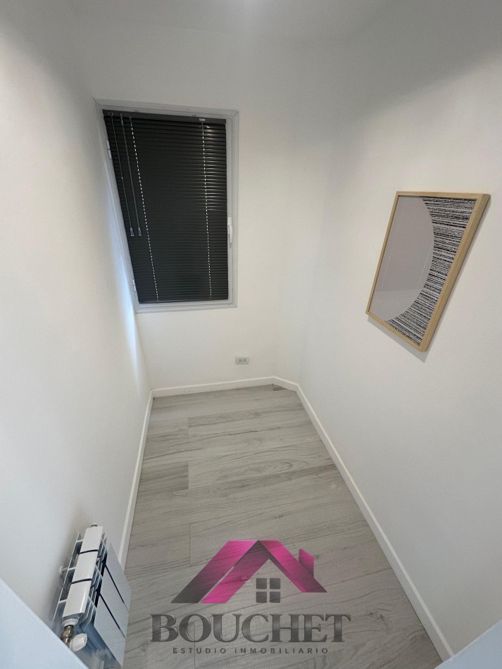 DEPARTAMENTO 4 AMBIENTES CON TERRAZA EN VENTA | CENTRO