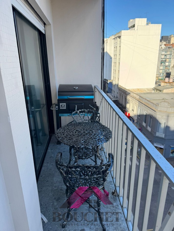 DEPARTAMENTO 3 AMBIENTES CON BALCON CORRIDO EN VENTA | CENTRO