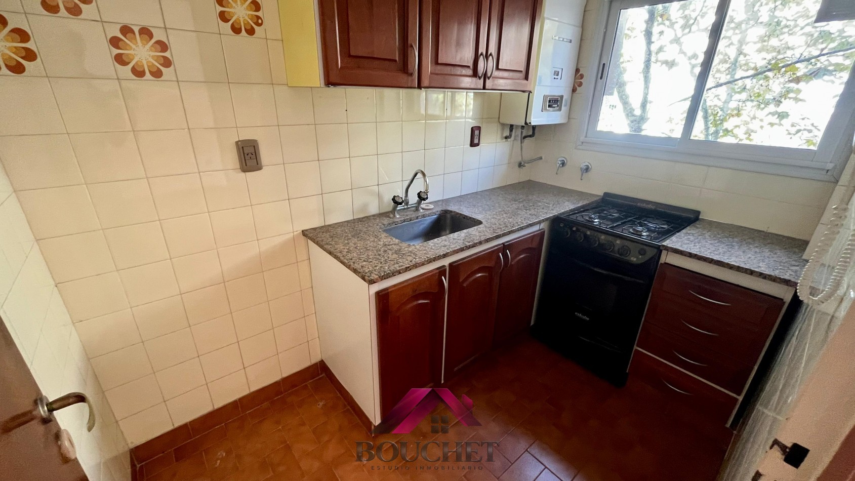 DEPARTAMENTO MONOAMBIENTE CON BALCON EN VENTA | LA PERLA