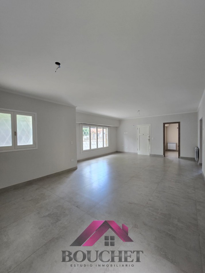 CHALET 3 AMBIENTES, DEPENDENCIA Y GARAGE QUINCHO RECICLADO EN VENTA | SAN JOSE