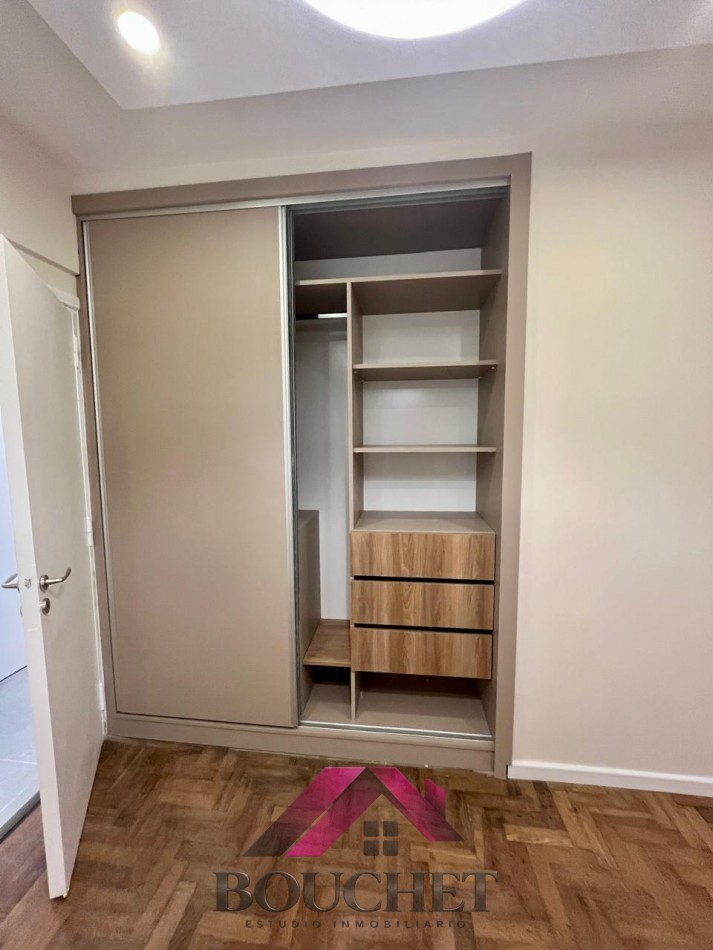 DEPARTAMENTO 3 AMBIENTES CON DEPENDENCIA Y BALCON EN VENTA | CENTRO
