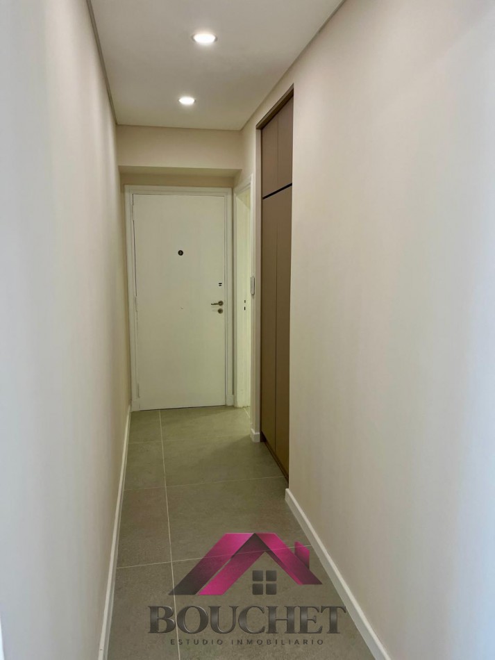 DEPARTAMENTO 3 AMBIENTES CON DEPENDENCIA Y BALCON EN VENTA | CENTRO