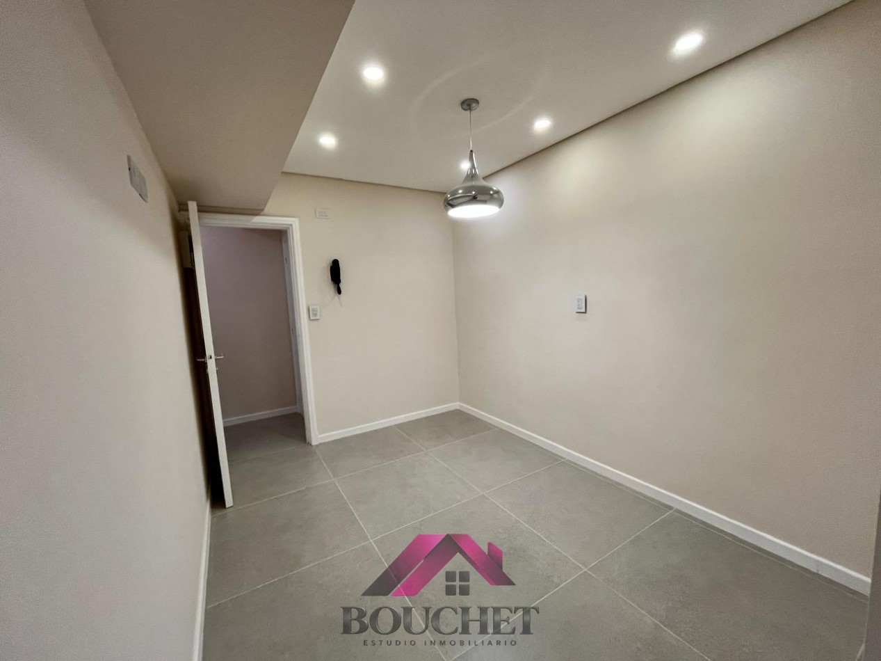 DEPARTAMENTO 3 AMBIENTES CON DEPENDENCIA Y BALCON EN VENTA | CENTRO