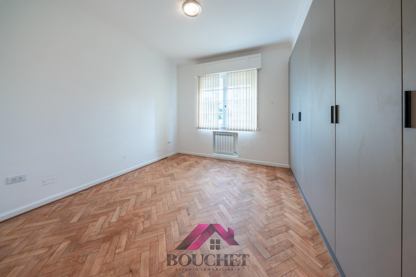 DEPARTAMENTO 4 AMBIENTES RECICLADO EN VENTA | PLAZA MITRE