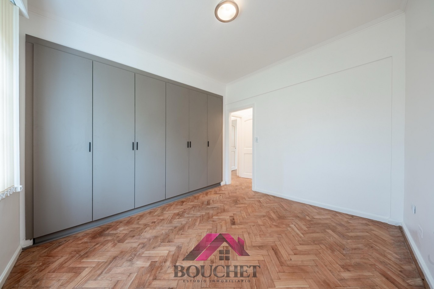 DEPARTAMENTO 4 AMBIENTES RECICLADO EN VENTA | PLAZA MITRE