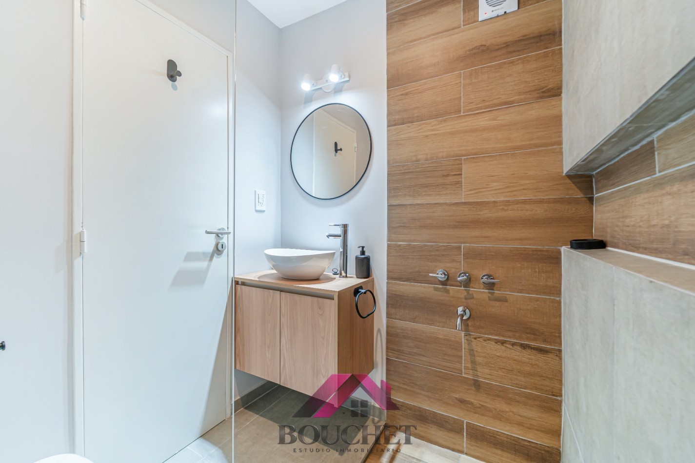 DEPARTAMENTO 2 AMBIENTES A LA CALLE CON PATIO EN VENTA | ZONA ALDREY