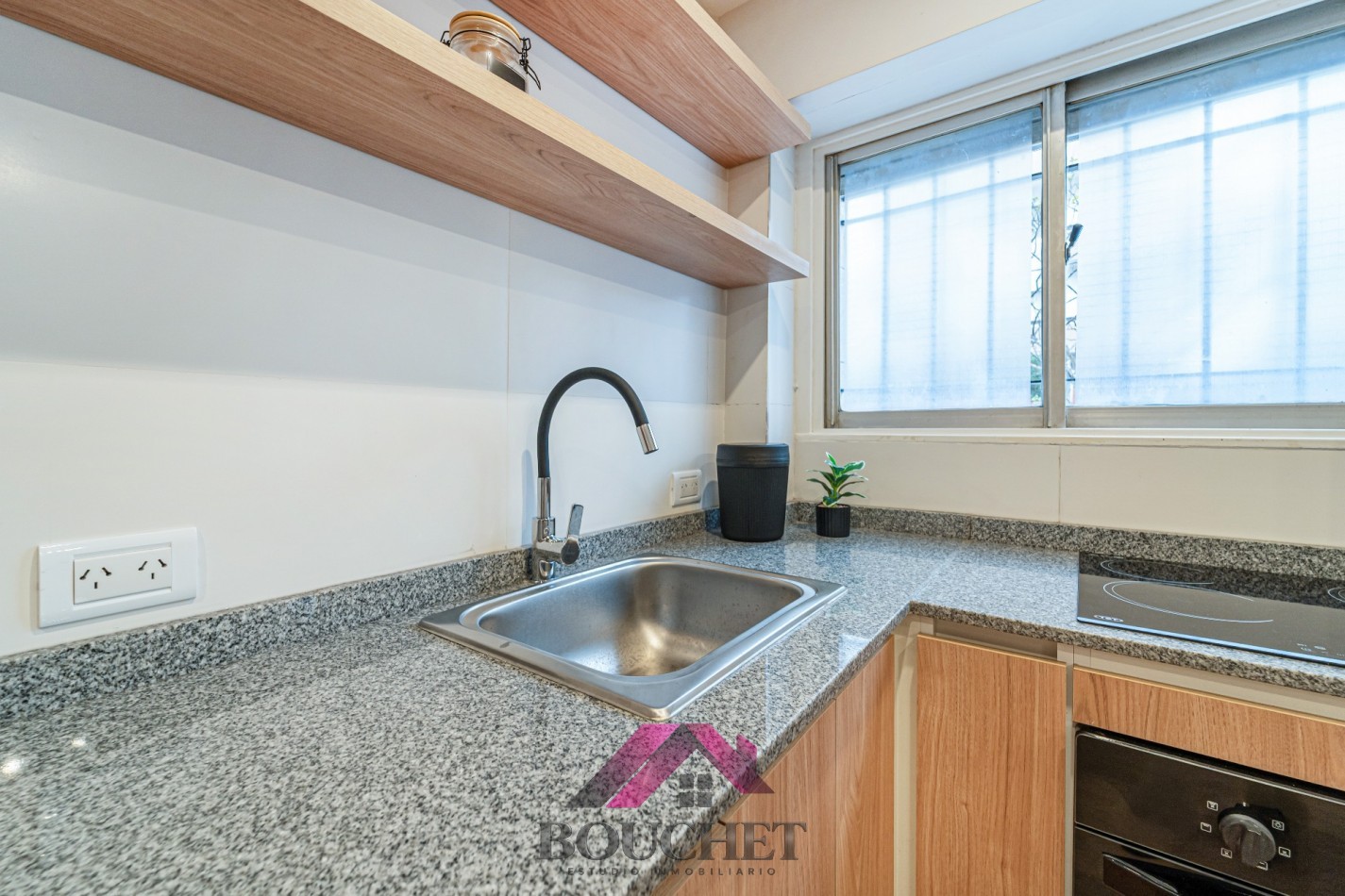 DEPARTAMENTO 2 AMBIENTES A LA CALLE CON PATIO EN VENTA | ZONA ALDREY