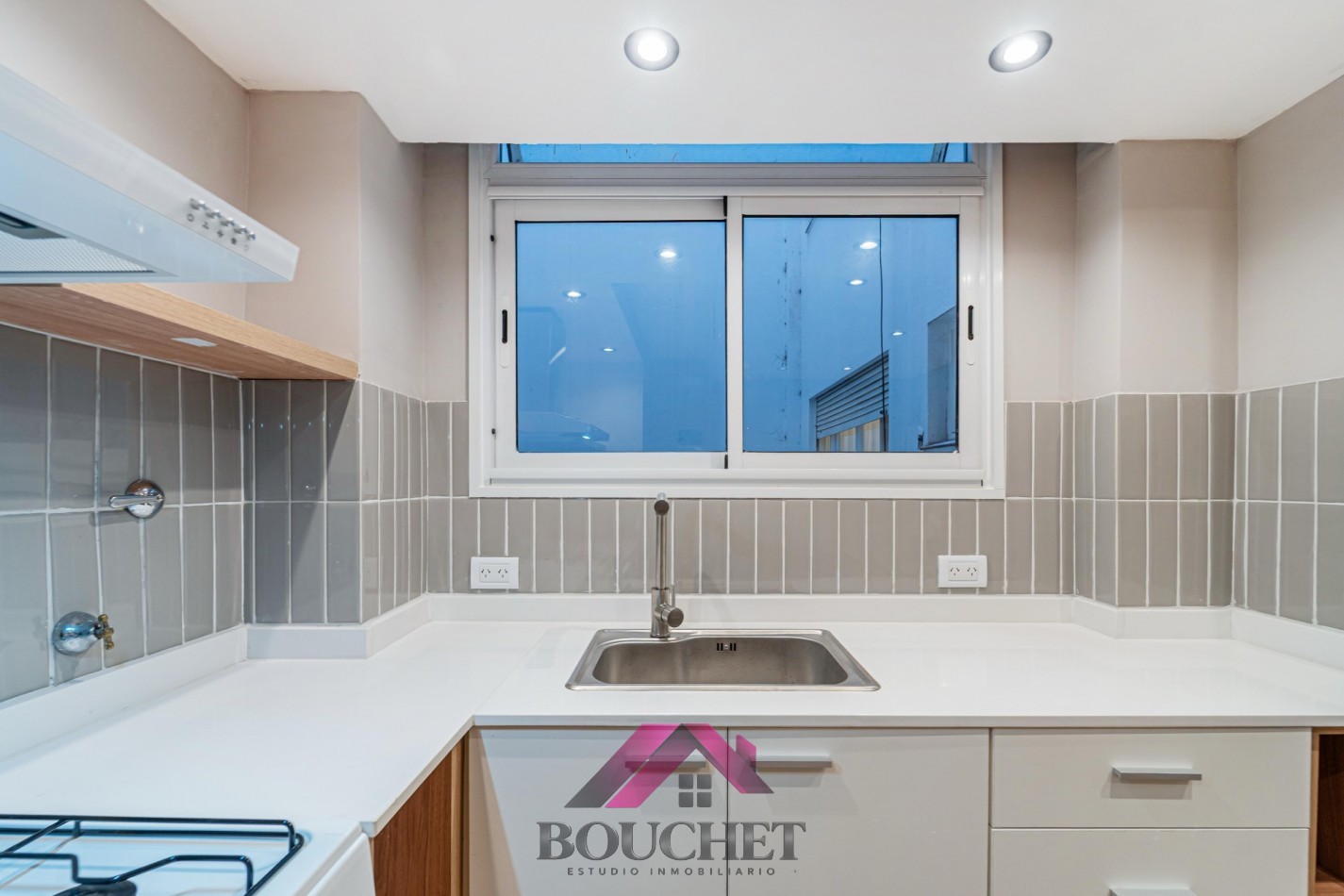 DEPARTAMENTO 2 AMBIENTES RECICLADO SOBRE COLON EN VENTA | PLAZA COLON