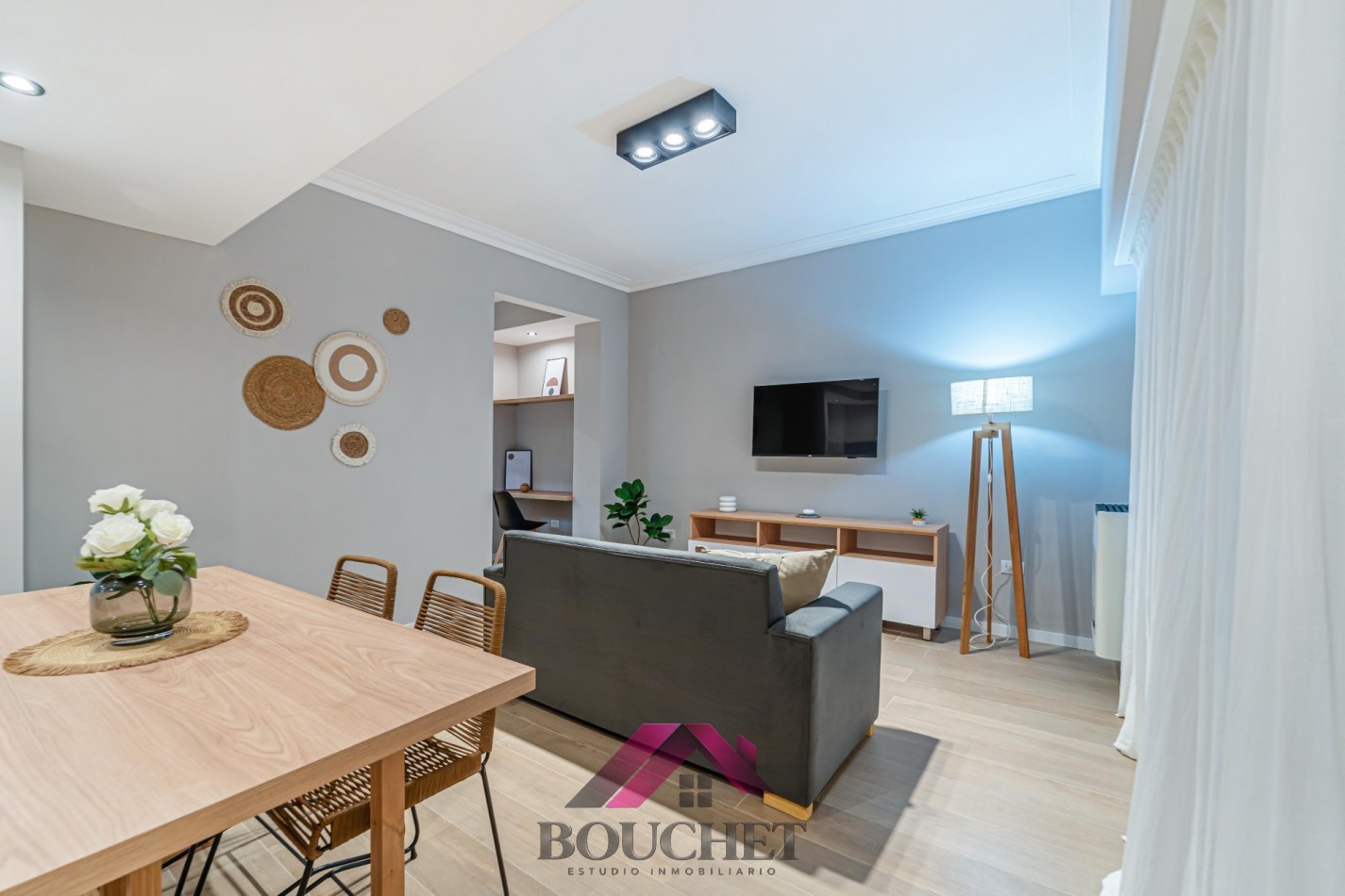 DEPARTAMENTO 2 AMBIENTES RECICLADO SOBRE COLON EN VENTA | PLAZA COLON