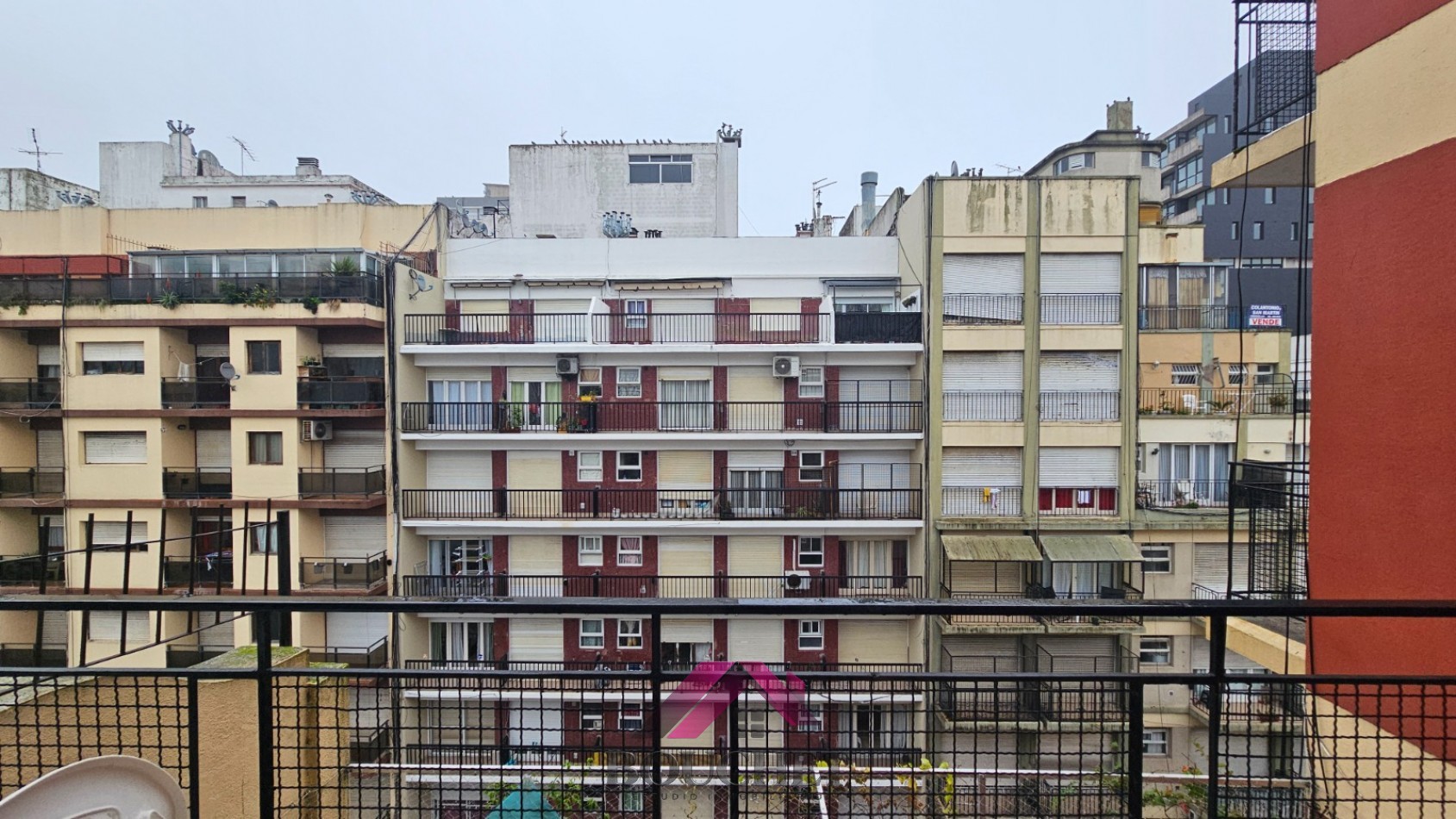 DEPARTAMENTO MONOAMBIENTE BALCON TERRAZA EN VENTA | ZONA CENTRO