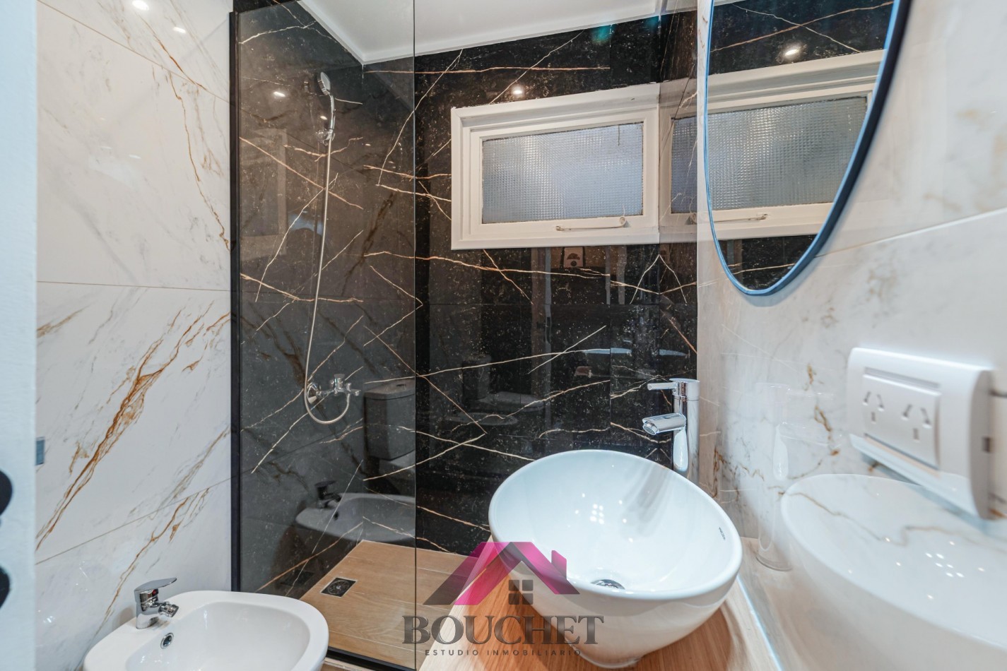DEPARTAMENTO 2 AMBIENTES RECICLADO SOBRE COLON EN VENTA | PLAZA COLON