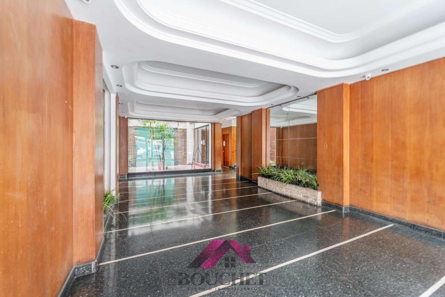 DEPARTAMENTO 2 AMBIENTES RECICLADO SOBRE COLON EN VENTA | PLAZA COLON