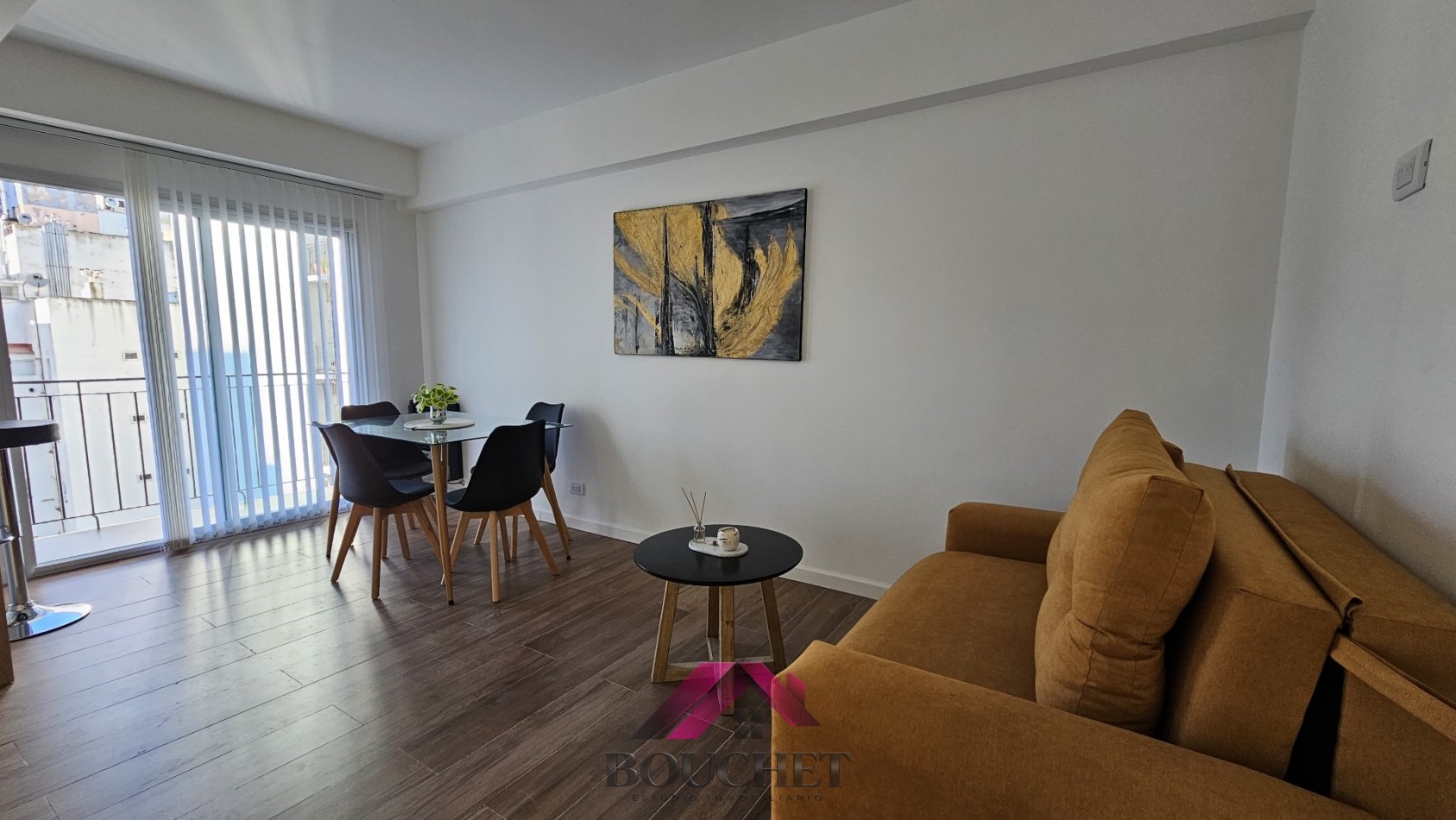 DEPARTAMENTO 2 AMBIENTES CON BALCON EN VENTA | CENTRO