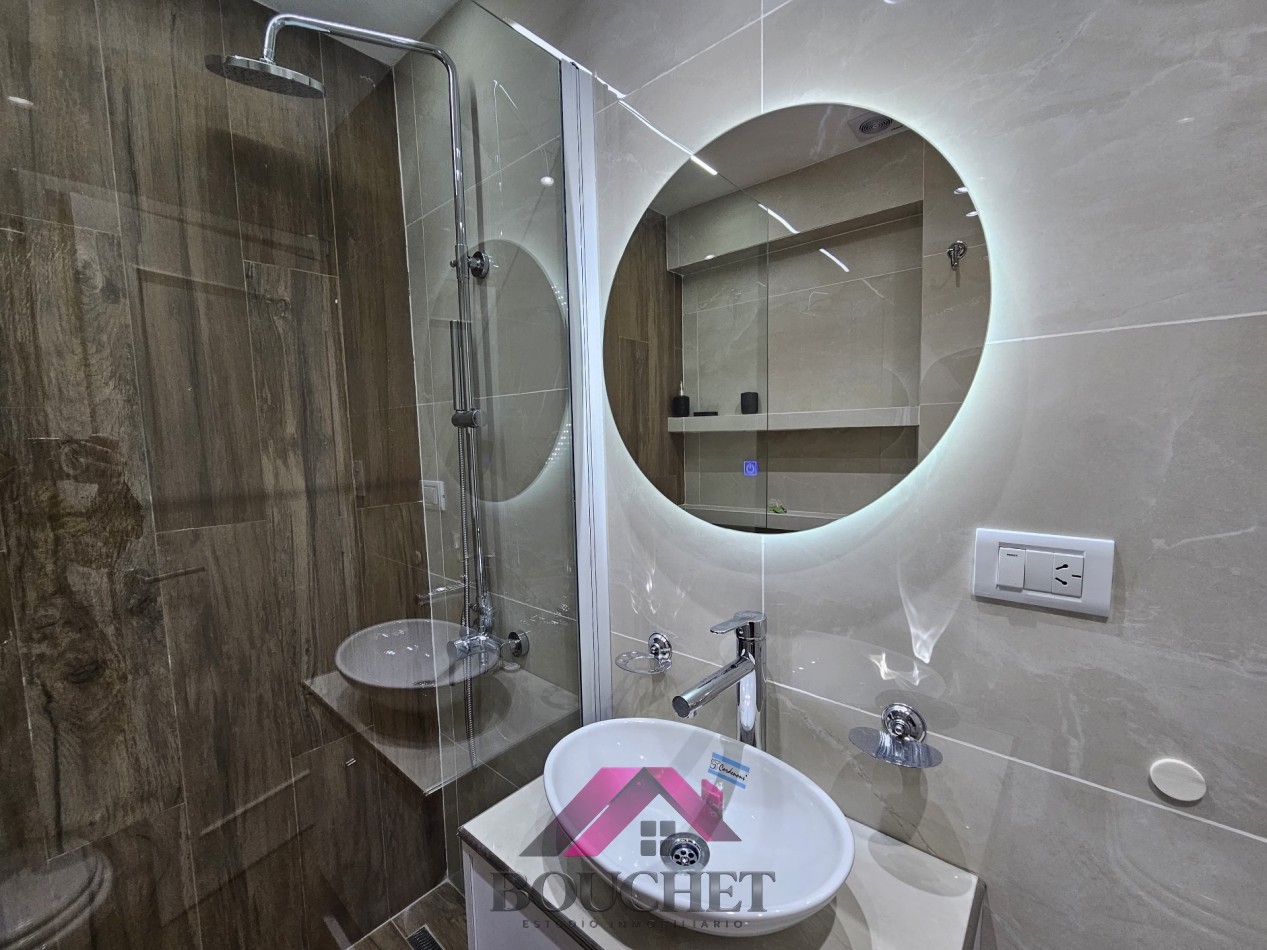 DEPARTAMENTO 2 AMBIENTES CON BALCON EN VENTA | CENTRO