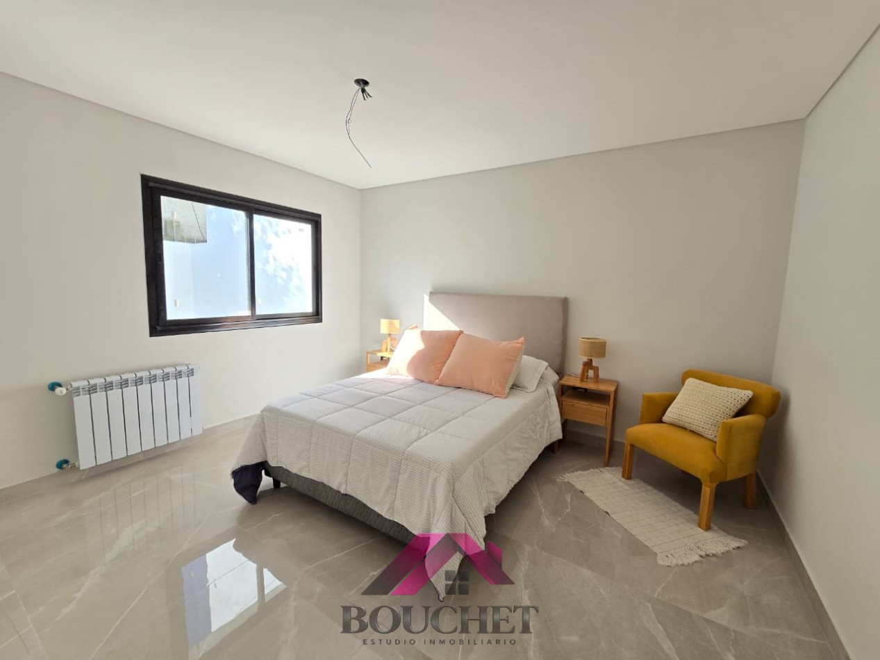 CASA PH 3 AMBIENTES CON COCHERA Y PARQUE EN VENTA | NUEVA POMPEYA