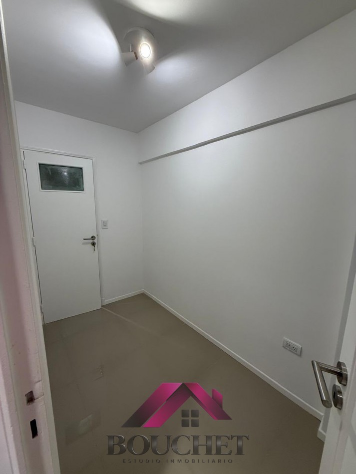 DEPARTAMENTO 2 AMBIENTES CON DEPENDENCIA Y BALCON EN VENTA | PERLA SUR