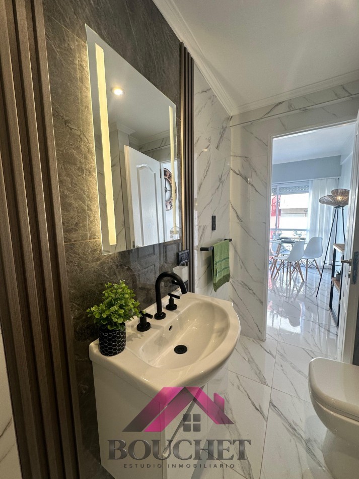 DEPARTAMENTO AMBIENTE DESPLAZADO A LA CALLE EN VENTA | PLAZA MITRE