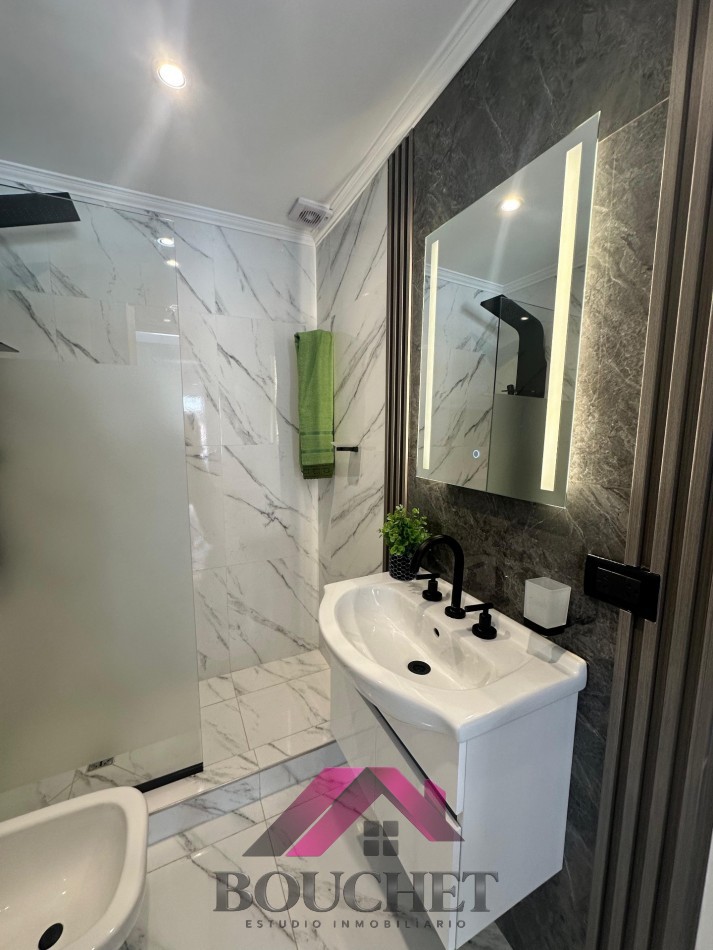 DEPARTAMENTO AMBIENTE DESPLAZADO A LA CALLE EN VENTA | PLAZA MITRE