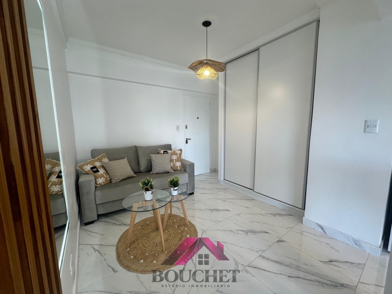 DEPARTAMENTO AMBIENTE DESPLAZADO A LA CALLE EN VENTA | PLAZA MITRE