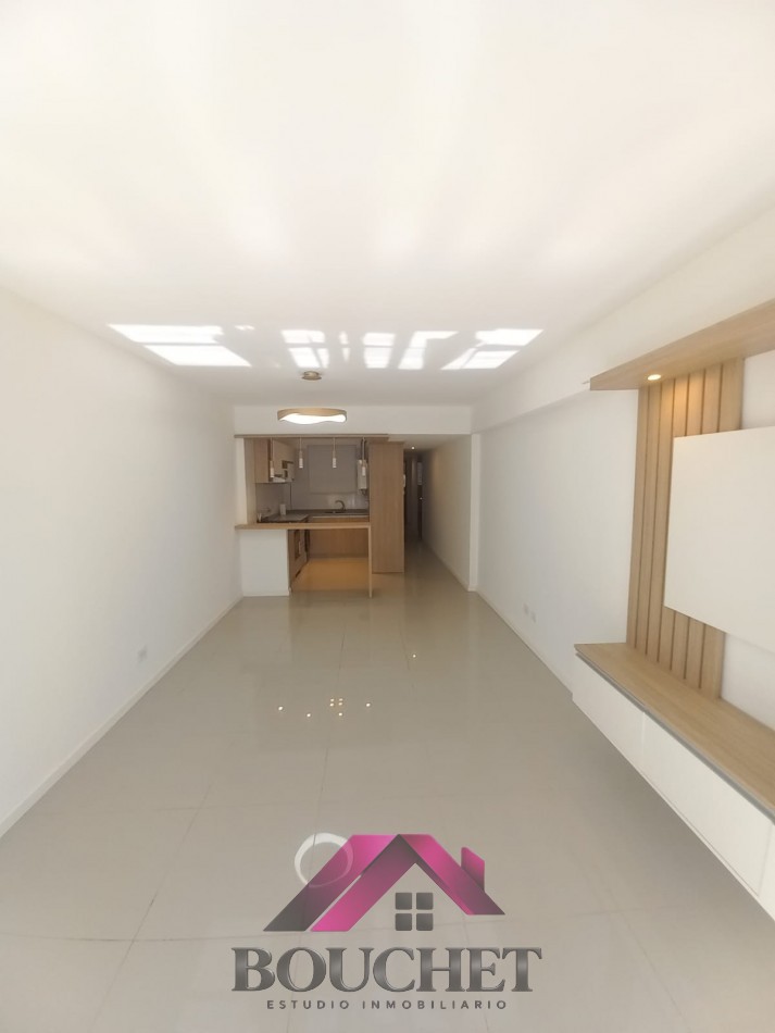 DEPARTAMENTO 3 AMBIENTES CON BALCON EN VENTA | CENTRO