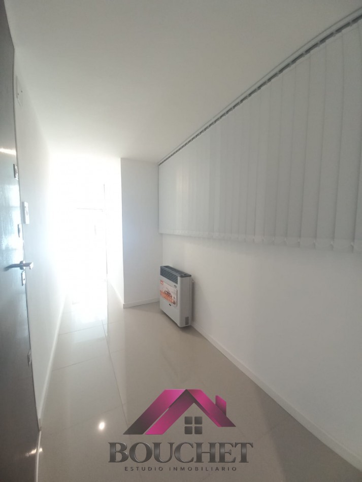 DEPARTAMENTO 3 AMBIENTES CON BALCON EN VENTA | CENTRO