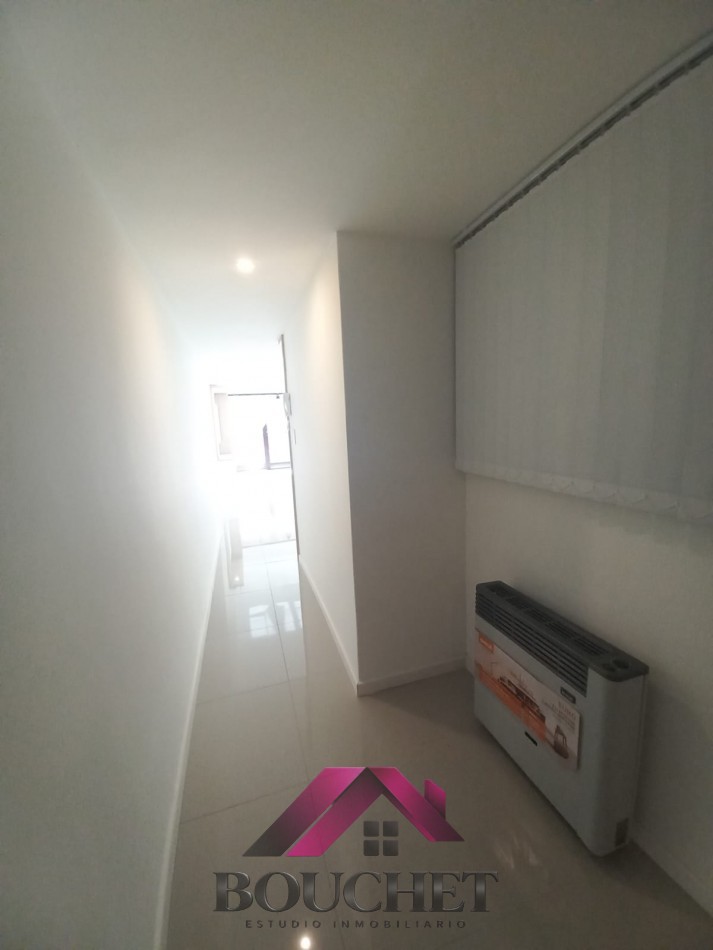 DEPARTAMENTO 3 AMBIENTES CON BALCON EN VENTA | CENTRO