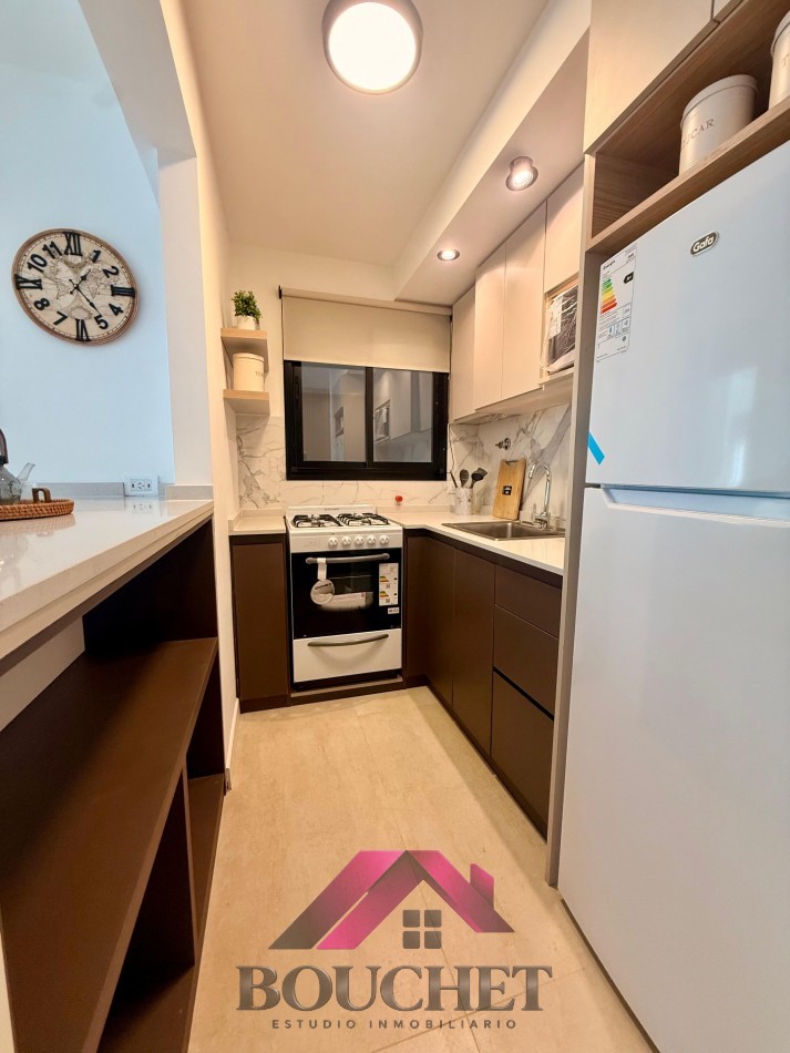 DEPARTAMENTO 2 AMBIENTES CON BALCON EN VENTA | CENTRO