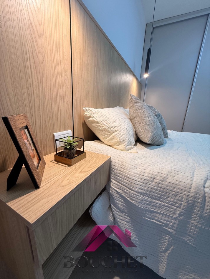 DEPARTAMENTO 2 AMBIENTES CON BALCON EN VENTA | CENTRO