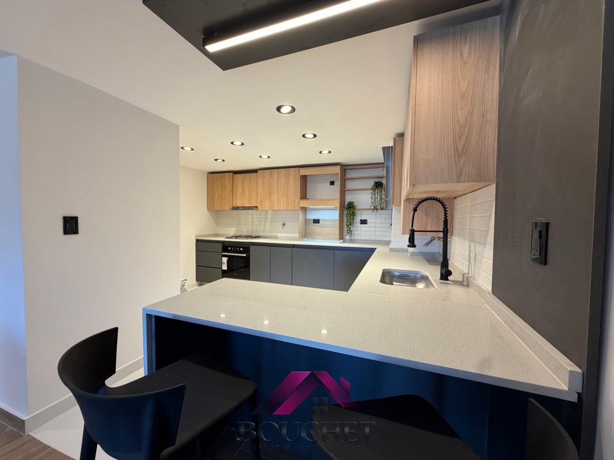 DEPARTAMENTO DE 3 AMBIENTES CON COCHERA Y VISTA PANORAMICA EN VENTA | PLAZA COLON