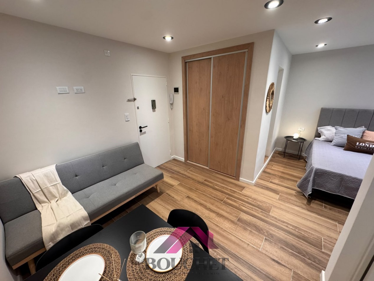 DEPARTAMENTO MONOAMBIENTE DESPLAZADO EN VENTA | PLAZA COLON