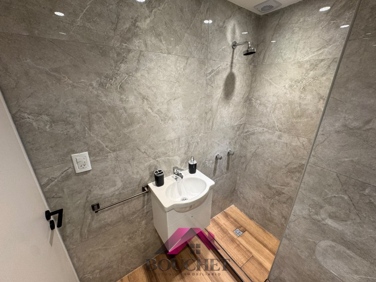 DEPARTAMENTO MONOAMBIENTE DESPLAZADO EN VENTA | PLAZA COLON