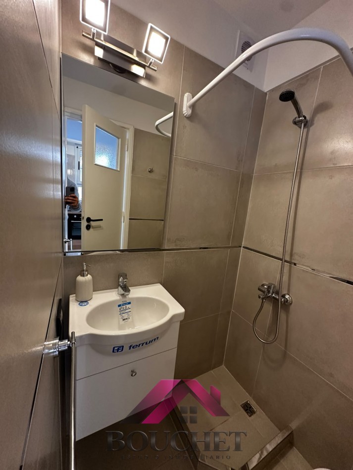 DEPARTAMENTO MONOAMBIENTE AL LATERAL EN VENTA | TORREON