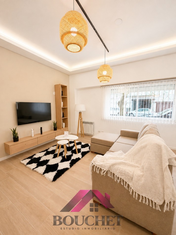PH 3 AMBIENTES CON PATIO RECICLADO EN VENTA | CHAUVIN