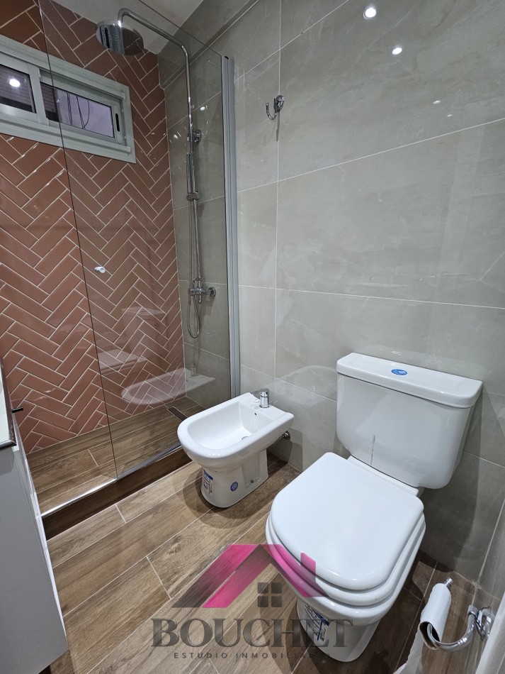 DEPARTAMENTO 2 AMBIENTES CON BALCON FRENTE AL MAR EN VENTA | PERLA SUR