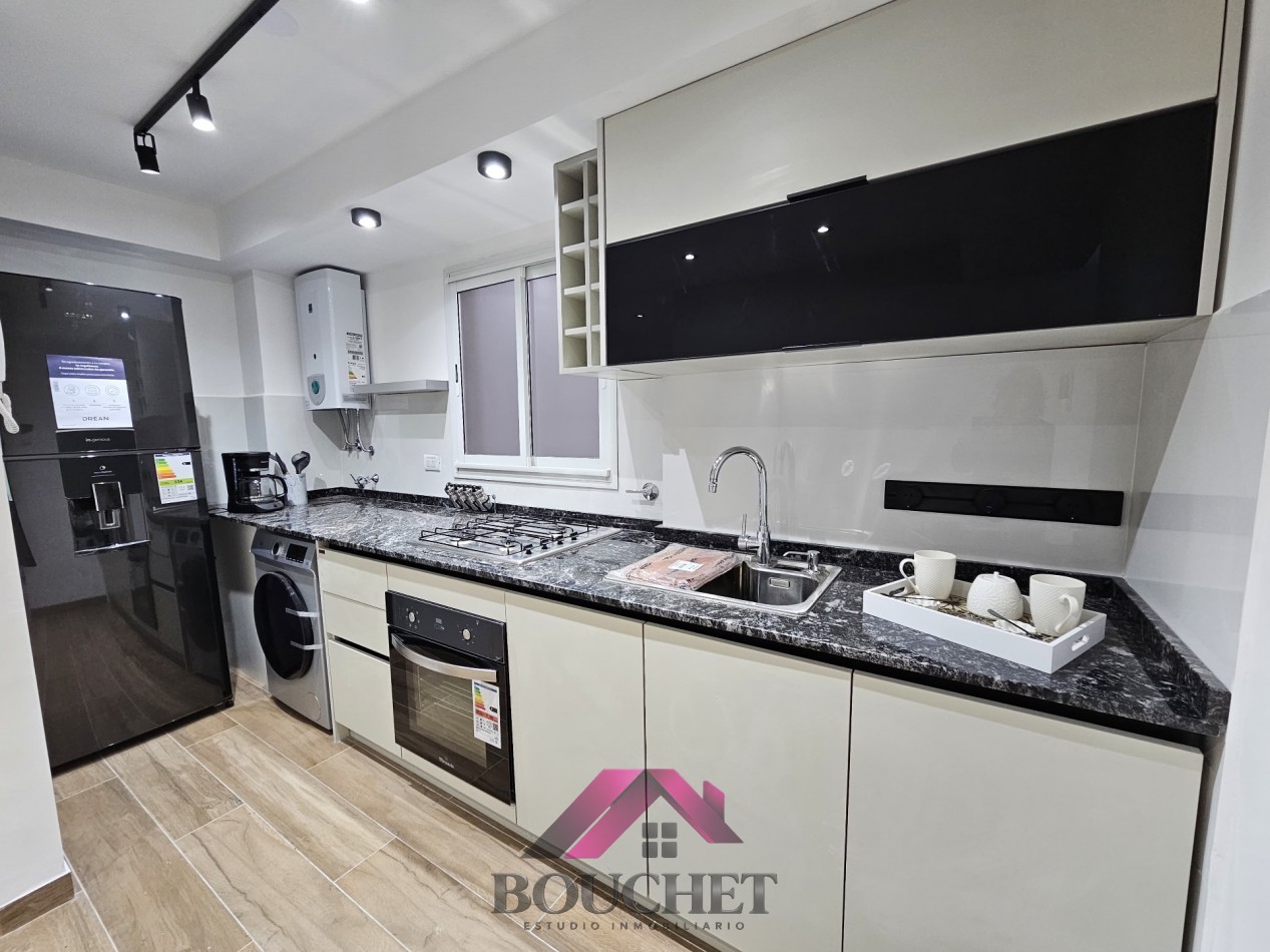 DEPARTAMENTO 2 AMBIENTES CON BALCON FRENTE AL MAR EN VENTA | PERLA SUR