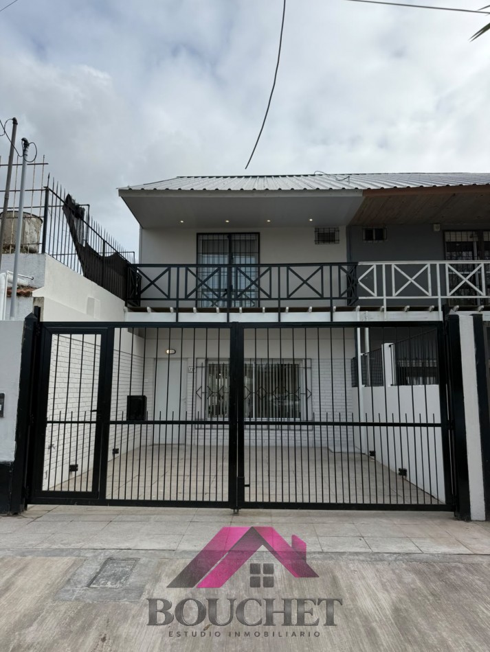 DUPLEX 4 AMBIENTES CON PATIO Y COCHERA RECICLADO EN VENTA | PARQUE LURO