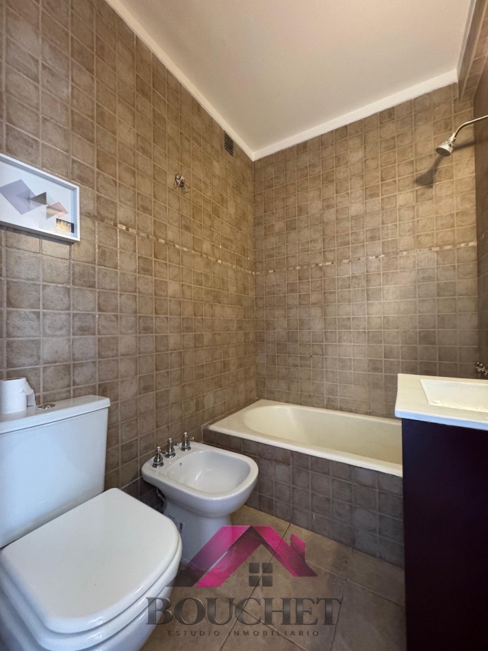 PISO DEPARTAMENTO 4 AMBIENTES CON BAULERA EN VENTA | PERLA SUR