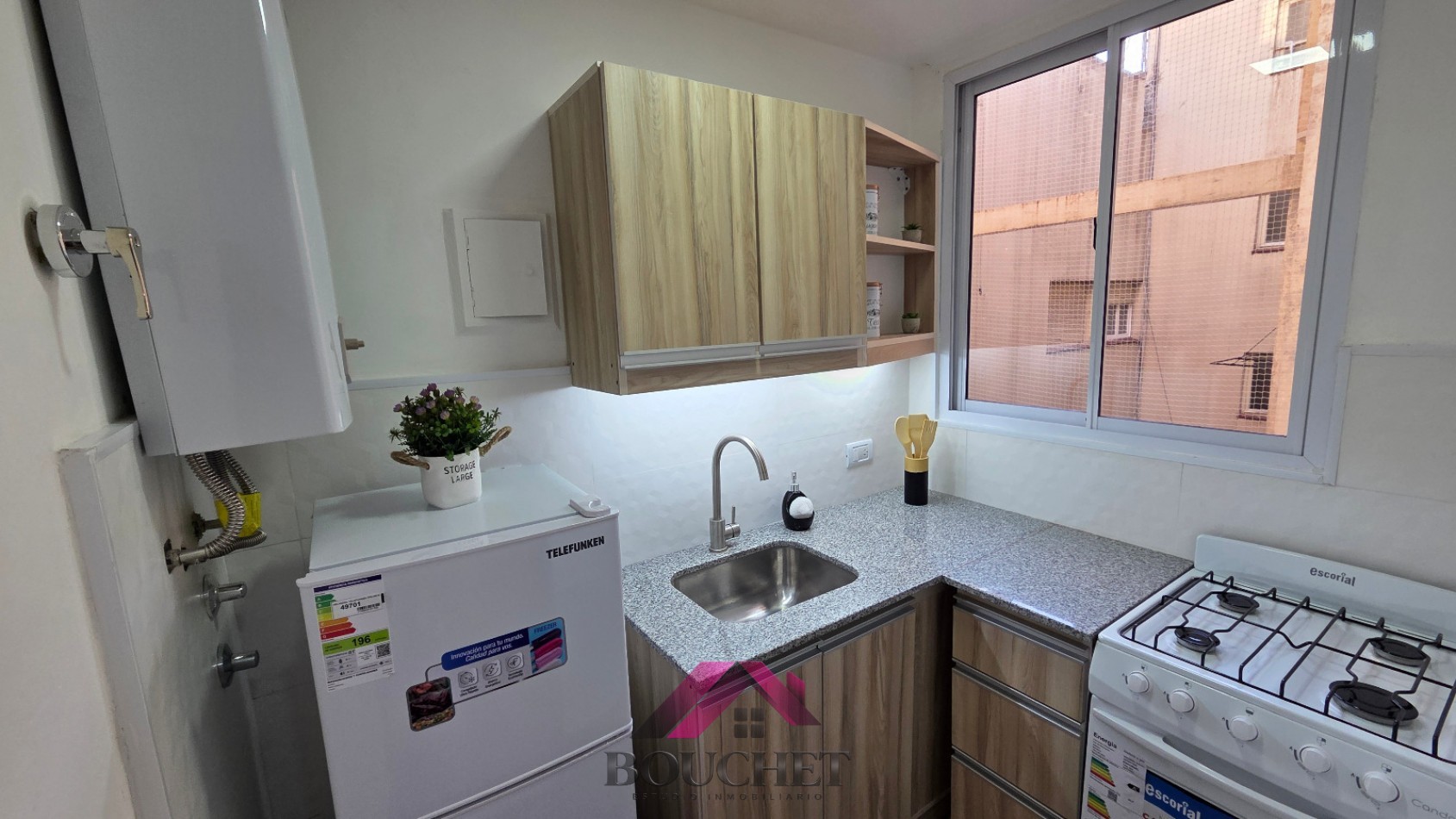 DEPARTAMENTO 2 AMBIENTES LATERAL LUMINOSO EN VENTA | CENTRO