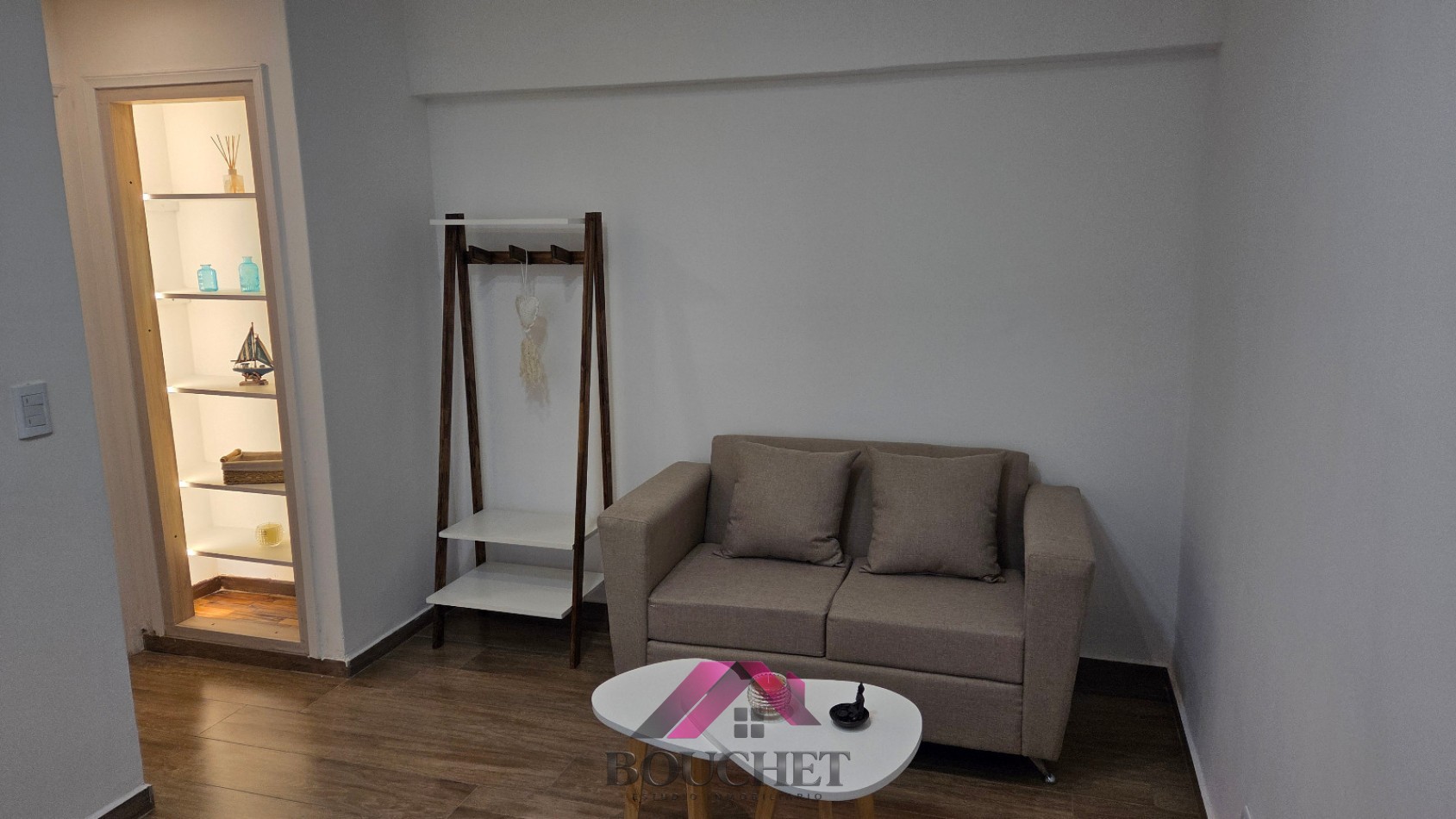 DEPARTAMENTO 2 AMBIENTES LATERAL LUMINOSO EN VENTA | CENTRO
