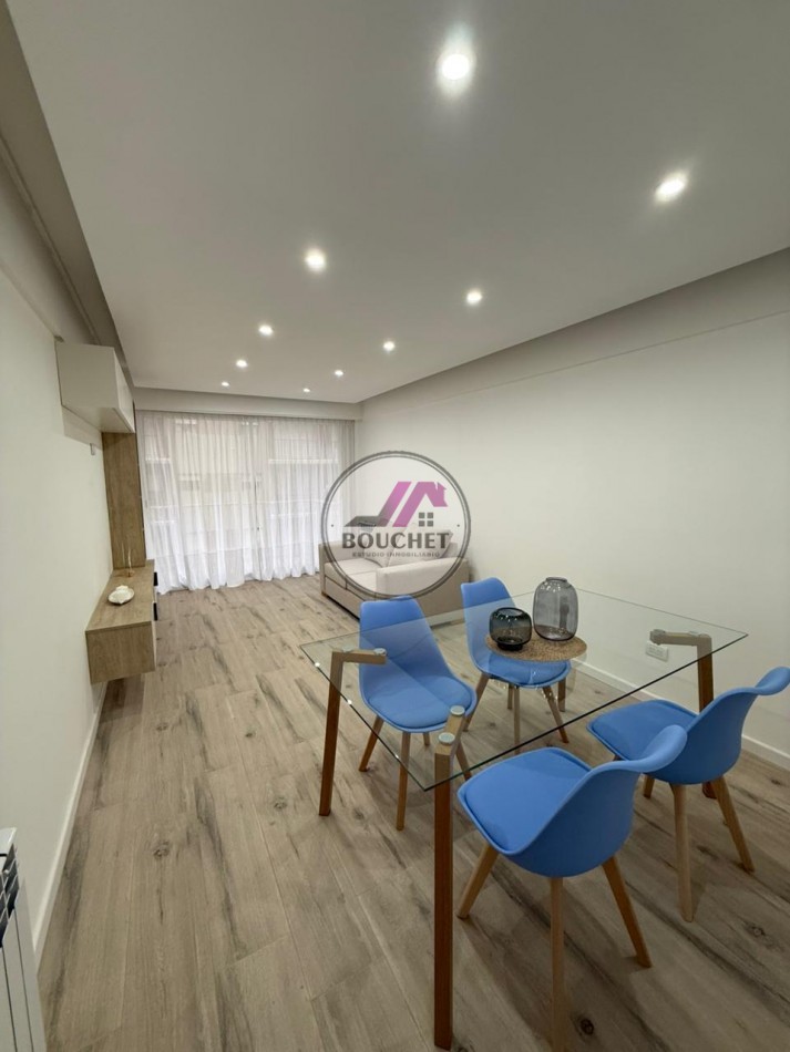 VENDO DEPARTAMENTO 3 AMBIENTES CON BALCON Y COCHERA
