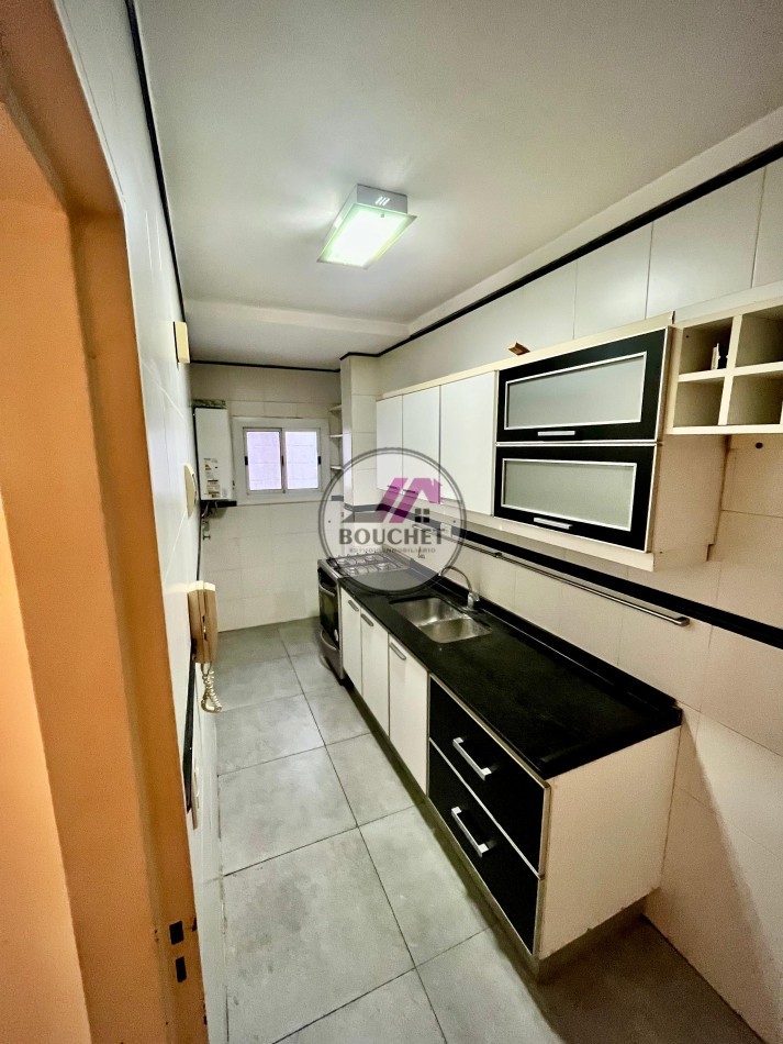 VENDO DEPARTAMENTO 3 AMBIENTES CON COCHERA PLAZA MITRE