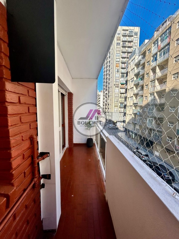 VENDO DEPARTAMENTO MONOAMBIENTE CON BALCON